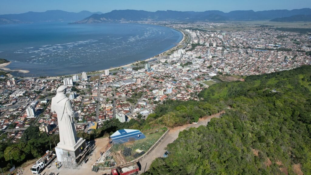 Explore Caraguatatuba: Atividades Imperdíveis em Dias Frios da Baixa Temporada